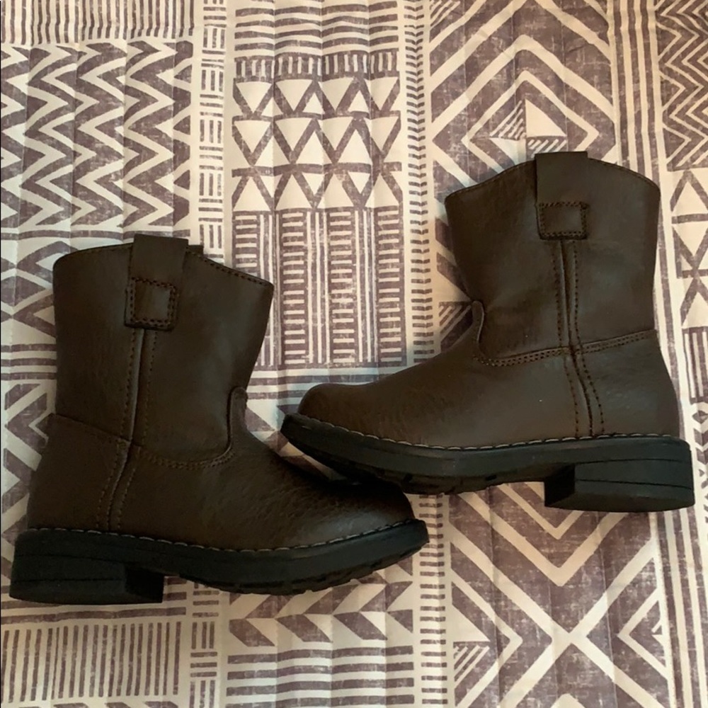 Slip on boot